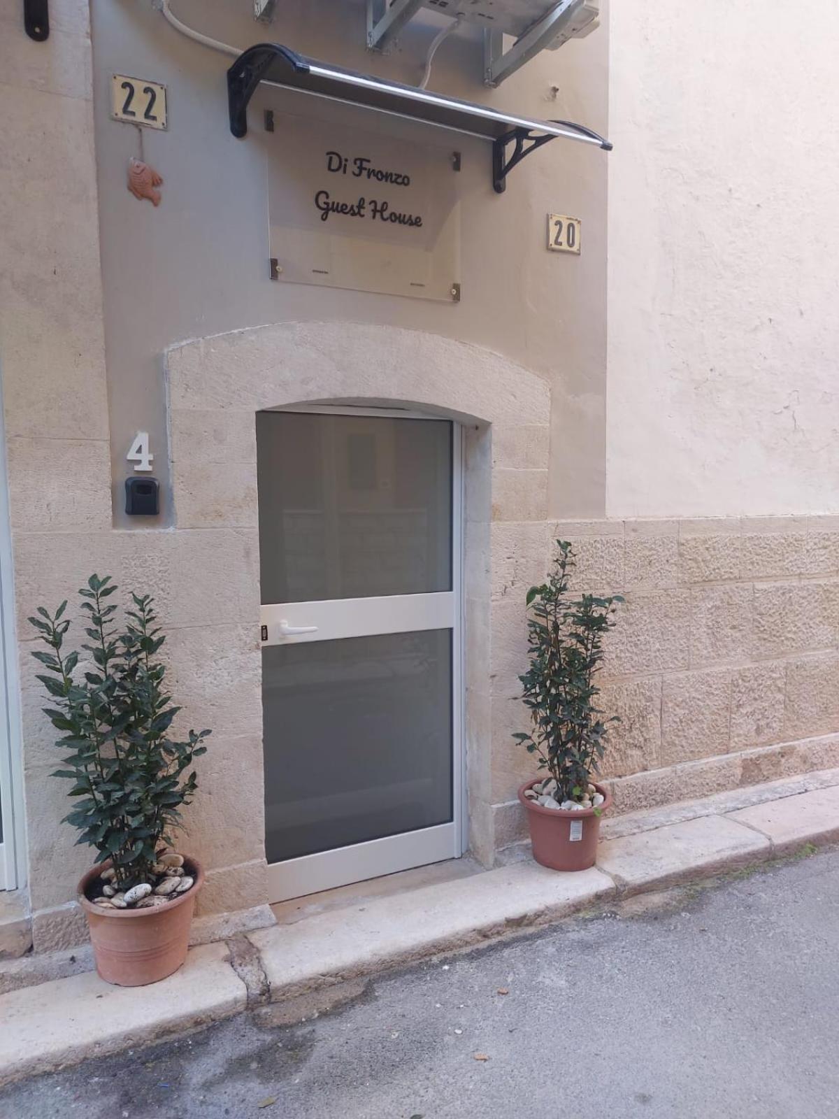 Di Fronzo Guest House A Triggiano Esterno foto