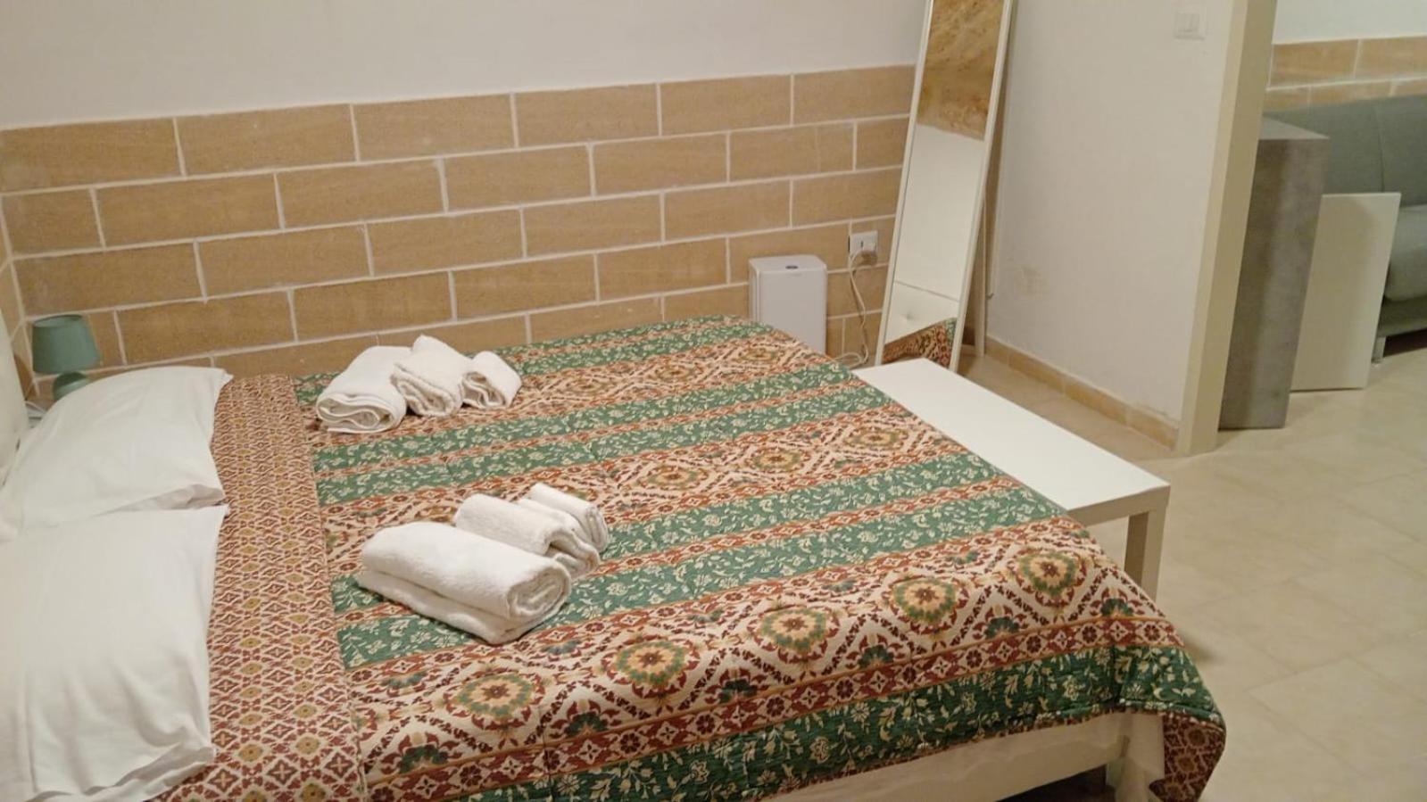 Di Fronzo Guest House A Triggiano Esterno foto